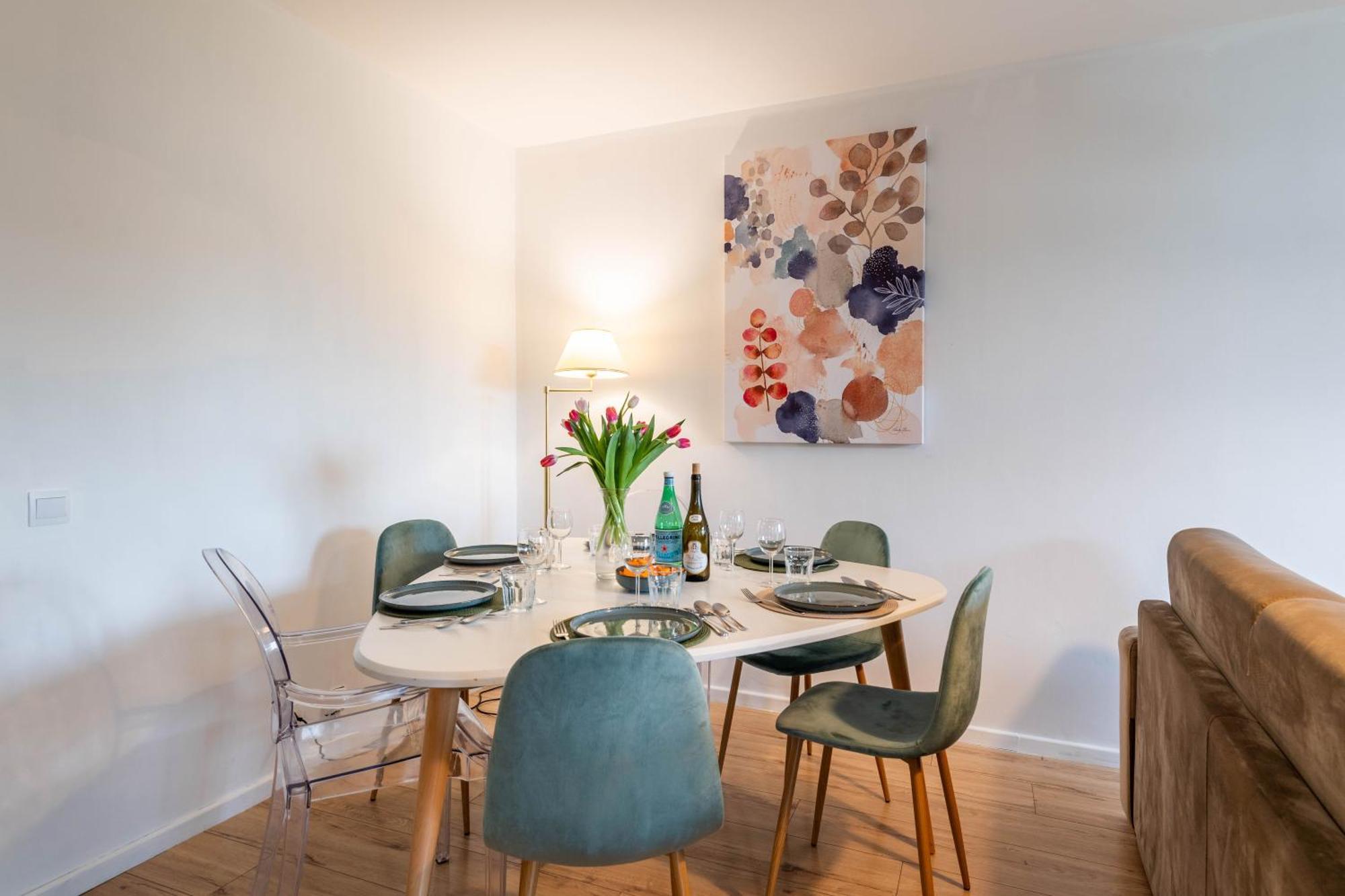 Bel Apt Terrasse A 2 Pas Du Lac Sévrier エクステリア 写真