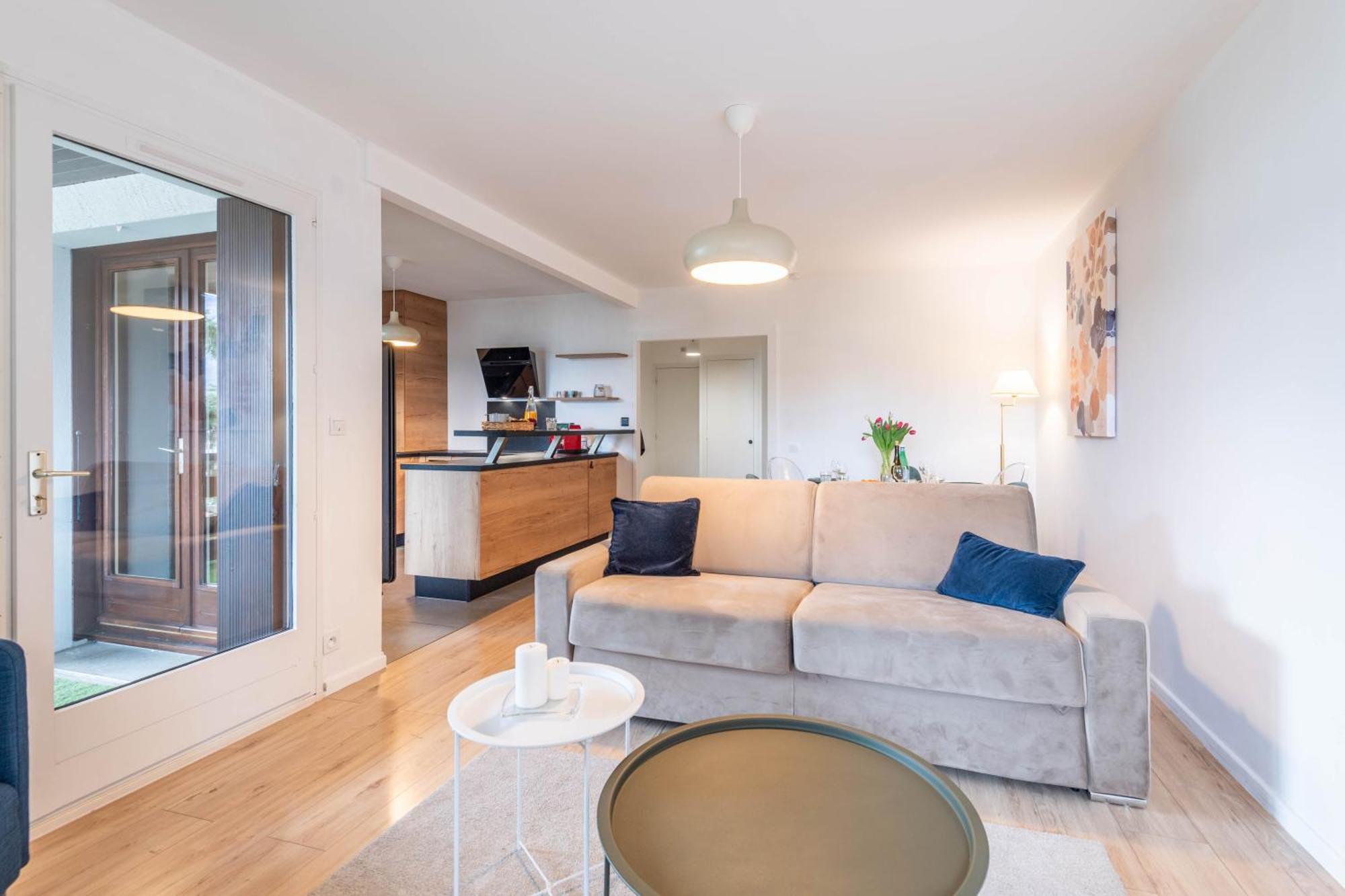Bel Apt Terrasse A 2 Pas Du Lac Sévrier エクステリア 写真