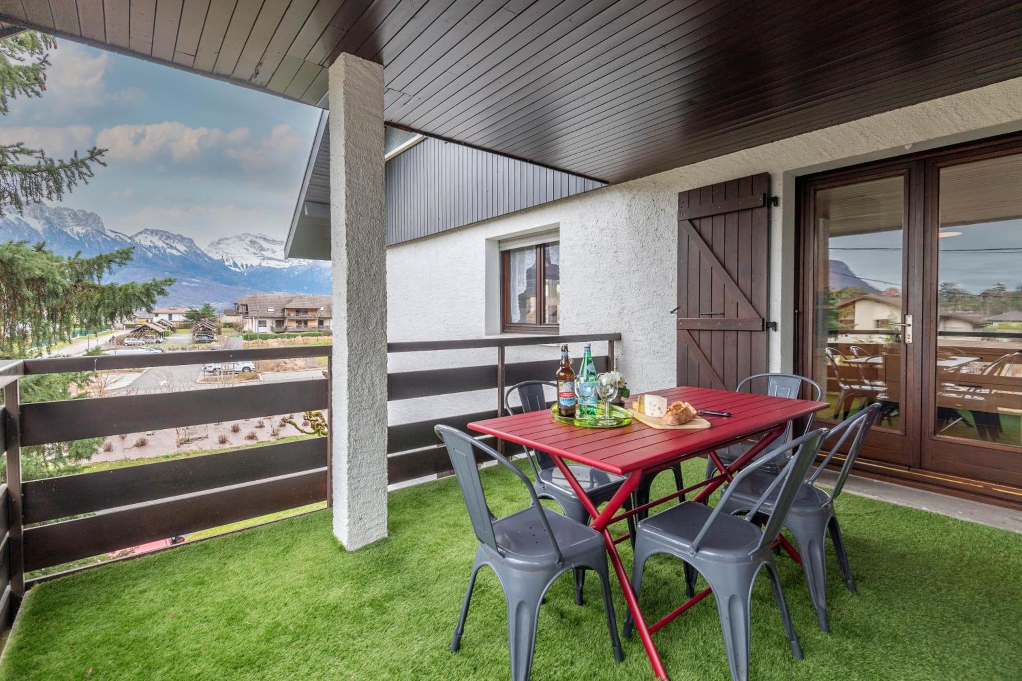 Bel Apt Terrasse A 2 Pas Du Lac Sévrier エクステリア 写真